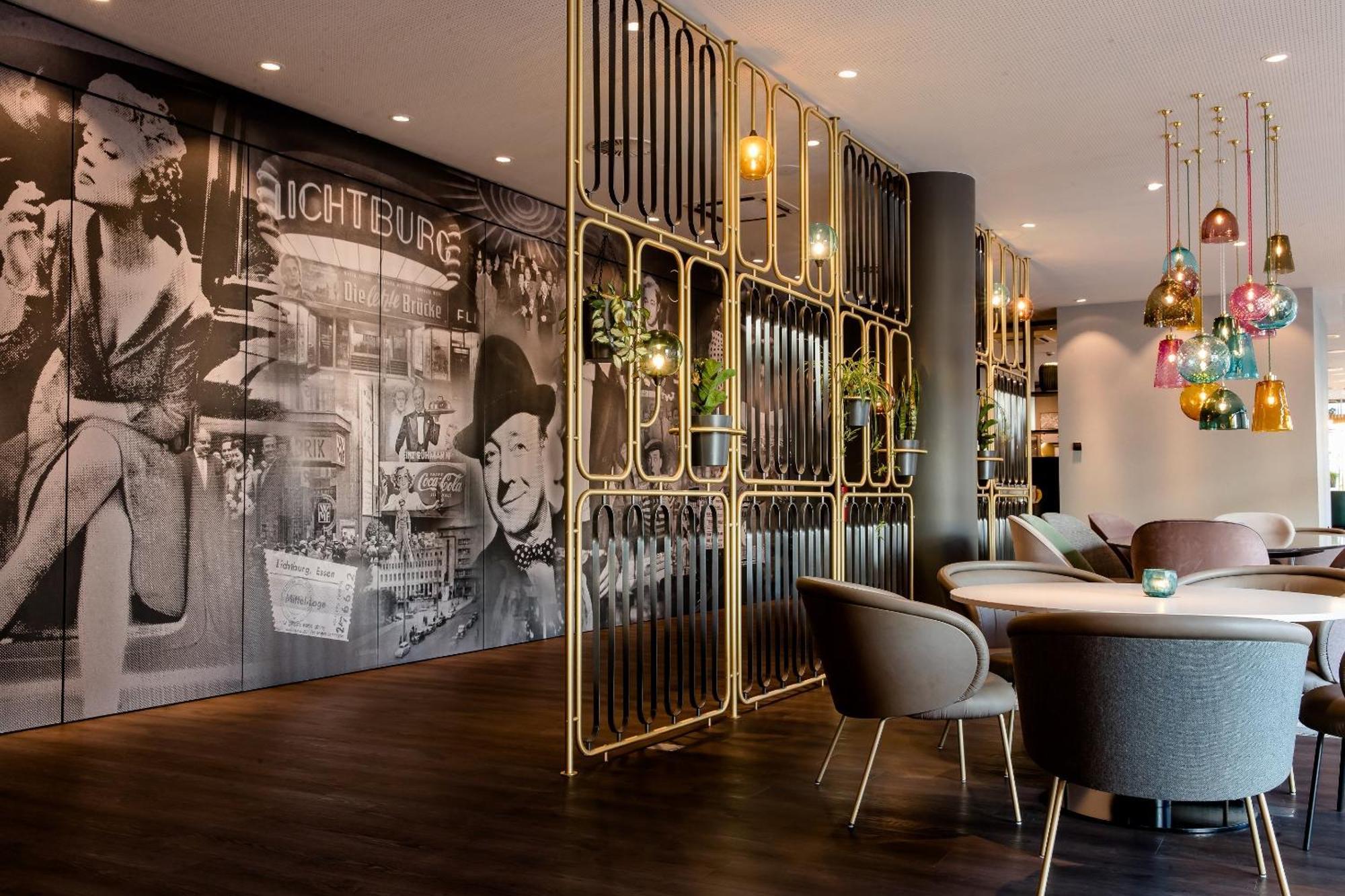 Motel One Essen Exteriör bild
