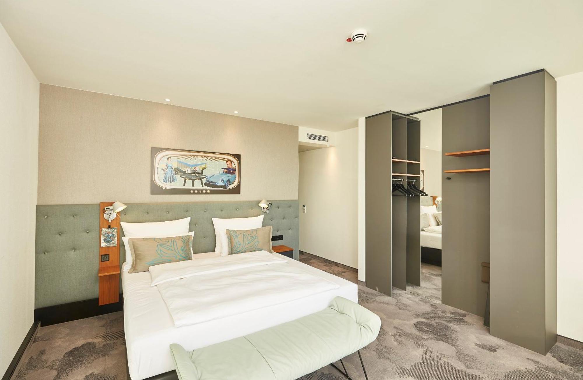 Motel One Essen Exteriör bild