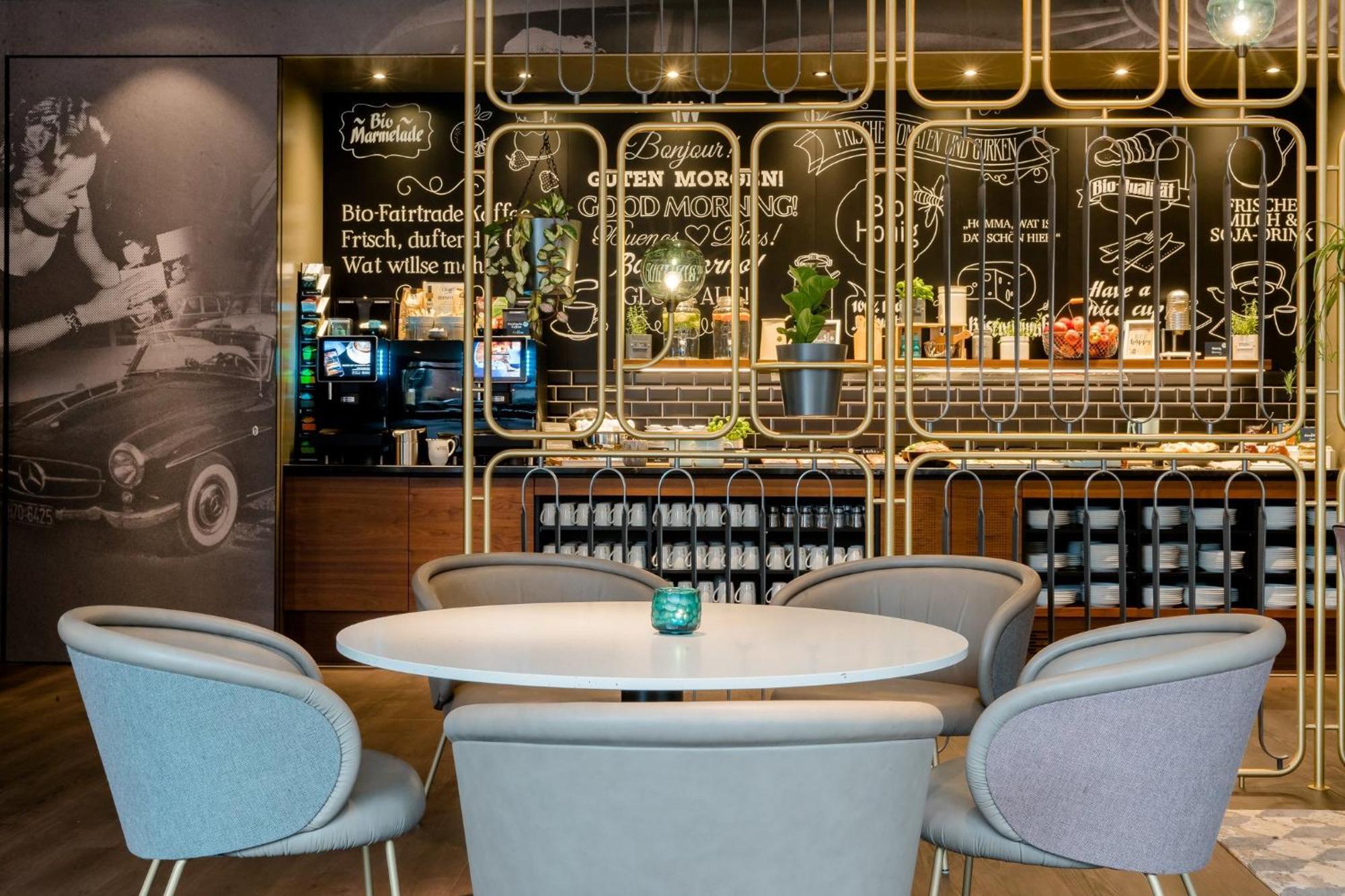 Motel One Essen Exteriör bild